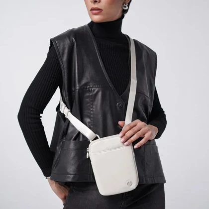 کیف دوشی زنانه دیوید جونز مدل David Jones CM7399