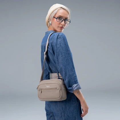 کیف دوشی زنانه دیوید جونز مدل David Jones CM7630