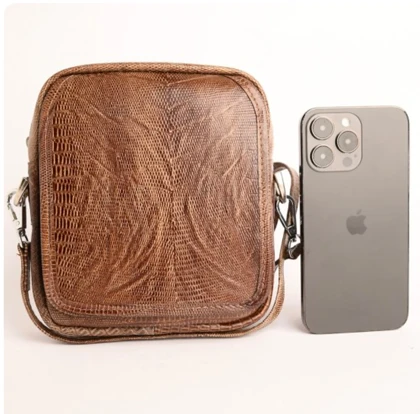 کیف دوشی چرم طبیعی کایسر قهوه ای لیزارد