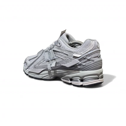 کتانی نیوبالانس 1906A نقره ای