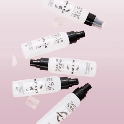 اسپری فیکساتور آرایش تثبیت‌کننده و درخشان‌کننده میکاپ فوراور, مدل Mist & Fix حجم 100 میلی‌لیتر
