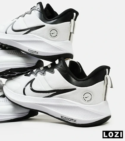 کفش کتانی مردانه سفید مشکی NIKE AIR zoomx
