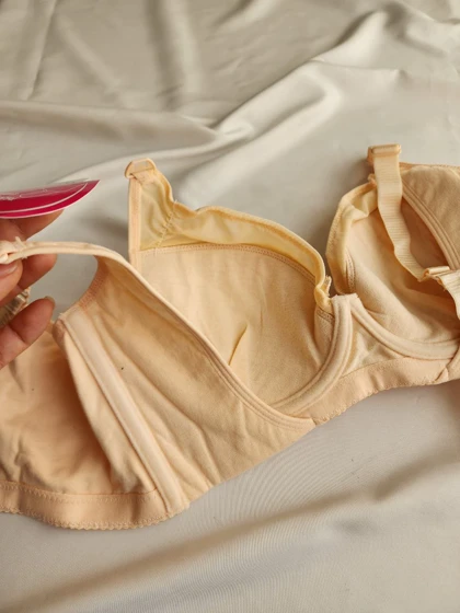 سوتین شیردهی فنردار ابرنازک کد: 11567