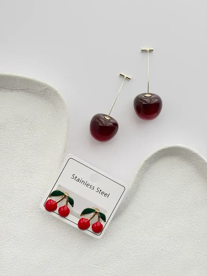 گوشواره های گیلاس