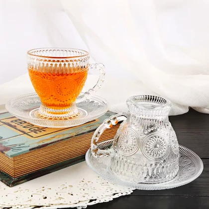 فنجان و نعلبکی چای خوری طرح مدرن DELI