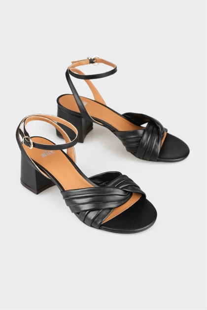 صندل زنانه اله elle