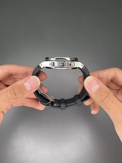 ساعت مچی اودمار پیگه کورنوگراف بند رابر مشکی صفحه سفید Audemars Piguet