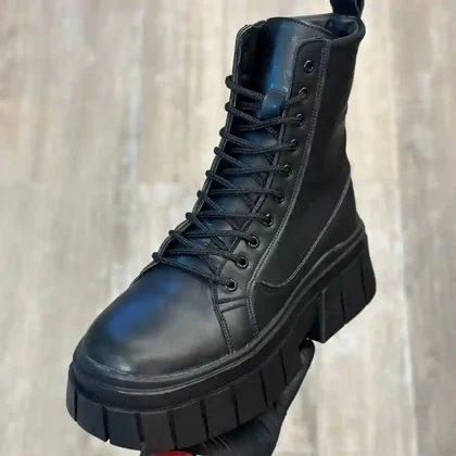 بوت مردانه برشکا سافتی