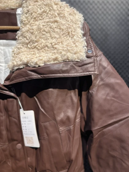 کاپشن زنانه بوفالو واداتی