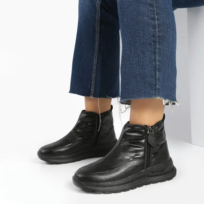 بوت و نیم بوت زنانه و دخترانه مدل بغل زیپ چروک رنگ مشکی کد M773