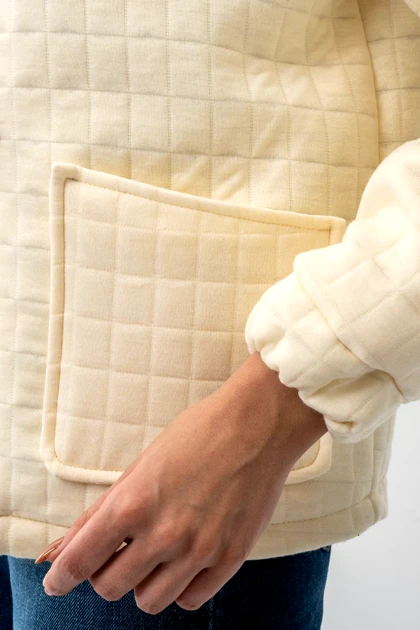 کت یقه هفت جیب‌دار زنانه