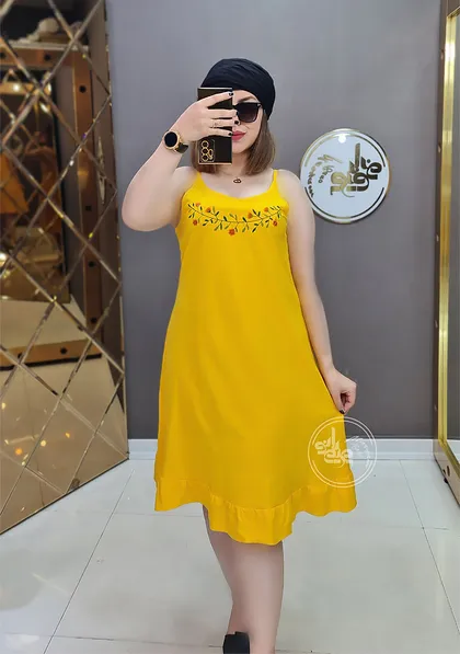 پیراهن گلدوزی نایلا