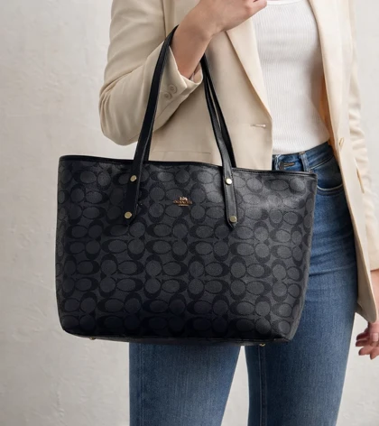 کیف زنانه توت بگ برند کوچ 2رو Coach جادار و شیک چرم مصنوعی