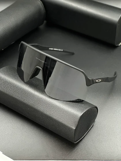 عینک اوکلی Oakley 255552