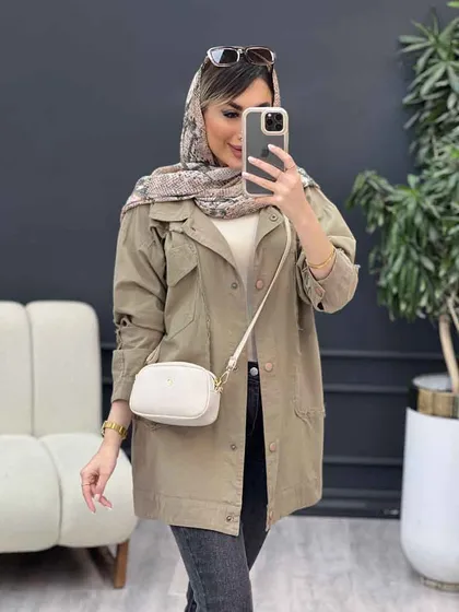 مانتو برش هلالی آستین ریش