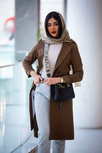 مانتو بزایاق یقه انگلیسی بلند