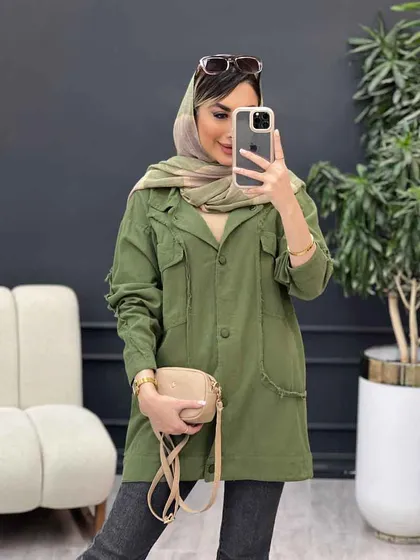 مانتو برش هلالی آستین ریش
