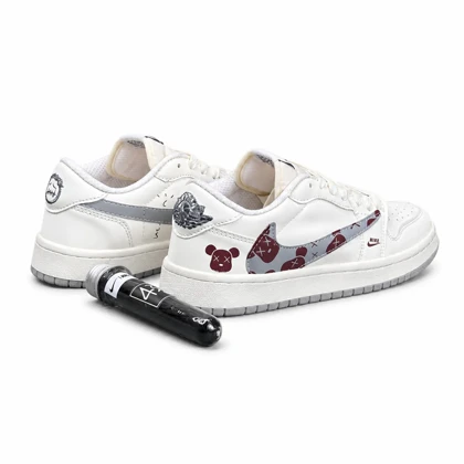 کفش کتانی مردانه مدل نایکی ترویس (کیفیتاورجینال) کرم طوسی Nike travis