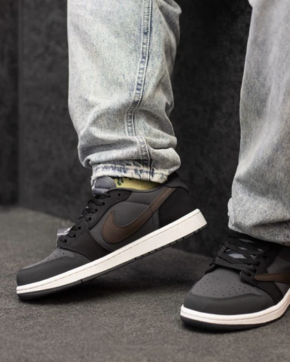 کتانی نایکی جردن وان تراویس اسکات یوتوپیا ساق کوتاه Nike Air Jordan 1 Low X Travis scott Utopia