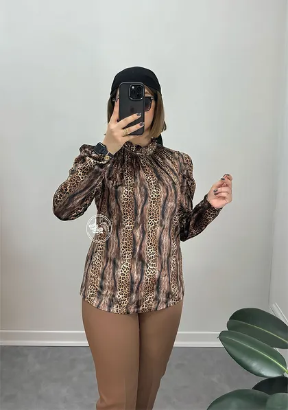 شومیز بارلا