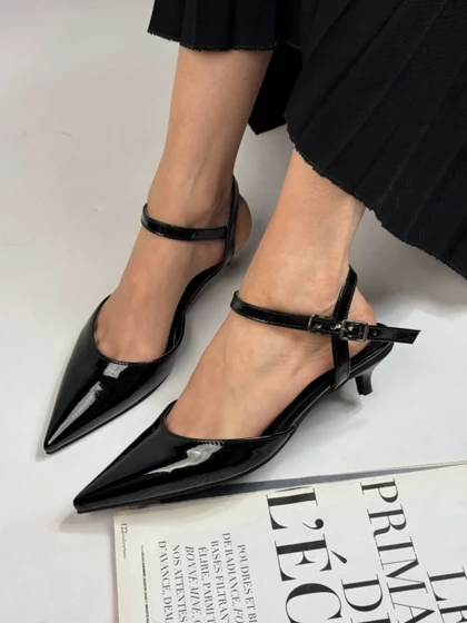 پاشنه ورنی 4074