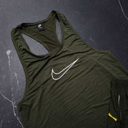 ست رکابی و شلوارک بدنسازی نایکی سبز یشمی