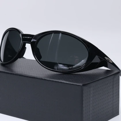 عینک برند OAKLEY کد 181326