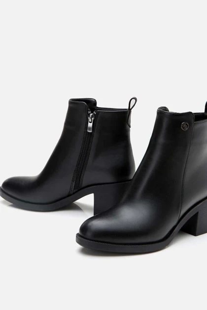 بوت و نیم بوت زنانه yaya-by-hotic yaya-by-hotic