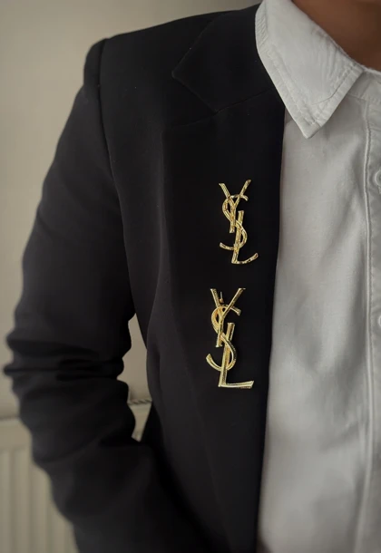 سنجاق سینه های YSL متوسط