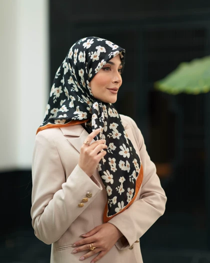 روسری نخی قواره 90 30191