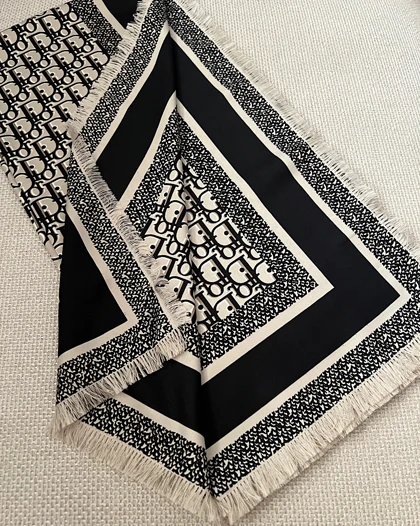 scarf 0217