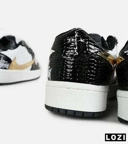 کفش کتانی مردانه و زنانه مشکی سفید طلایی NIKE travis scott مدل 7483