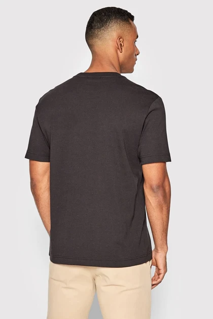 تیشرت مردانه calvin-klein