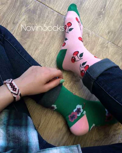 جوراب لنگه به لنگه گیلاسی