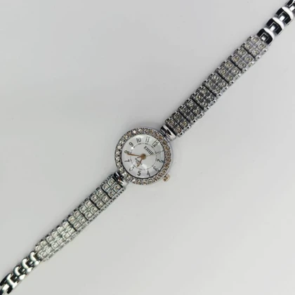 ساعت مچی زنانه مجلسی EHHE نگین‌دار با موتور کوارتز