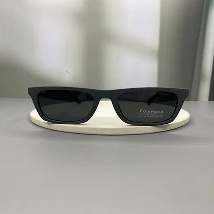 عینک آفتابی پرادا با فریم کائوچو و لنز پلی‌کربنات پلاریزه UV400 آنتی‌رفلکس Prada Original