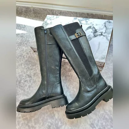 بوت‌بلند بالاسگک