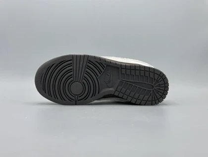 کتانی نایکی اس بی دانک لو آیرون استون/Nike sb dunk