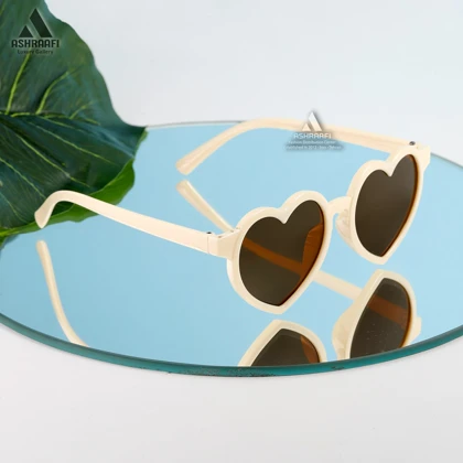 عینک آفتابی دخترانه قلبی Kids Sunglasses 1811