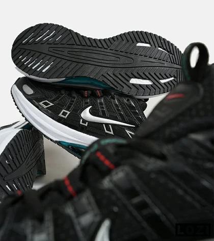 کفش کتانی مردانه و زنانه مشکی نقره ای نایک NIKE P-6000