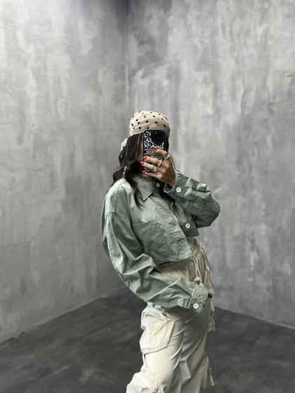 شومیز نیم‌تنه PULL&BEAR