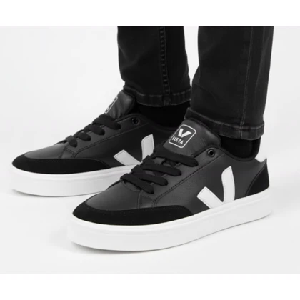 کتانی مردانه veja