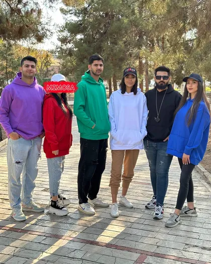 هودی رنگین کمان