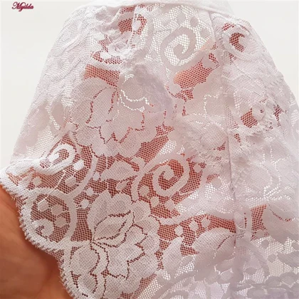 ست شورت و سوتین زنانه گیپور فانتزی نانسی سفید