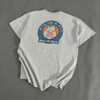 SIZE L-XL تیشرت اورجینال برند معتبر Fruit Of The Loom امریکا مدل Pig in a Pit