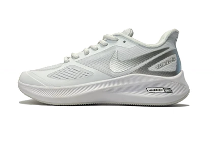 کفش ورزشی نایک گاید سفید