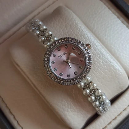 ساعت مچی زنانه مرواریدی رویال سیلور صفحه صورتی رنگ ثابت