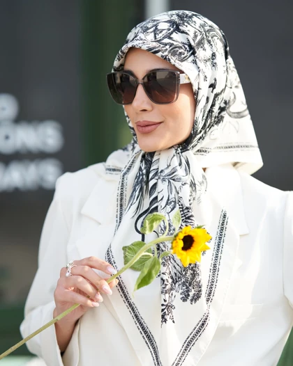 روسری ابریشم توییل دوردستدوز (قواره صد) 30176