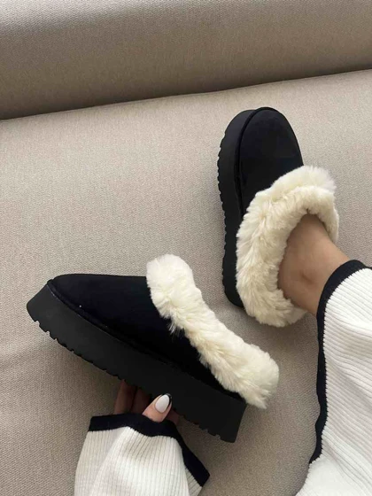UGG خزدار