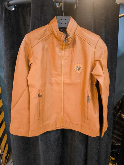 کاپشن چرم پسرانه قهوه ای و عسلی سایز L و M مناسب برای نوجوان